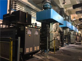 電加熱導熱油爐需要配置什么樣的油箱？